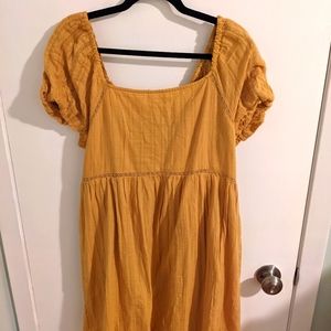 American Eagle yellow puff sleeve dress